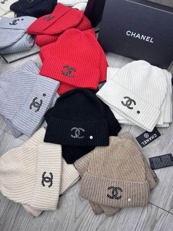 Chanel Scarf Hat hm30